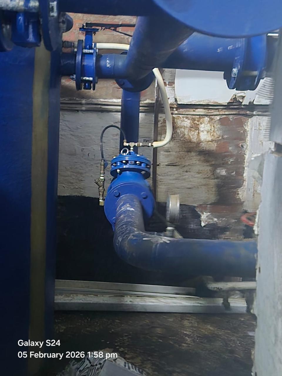 Large water supply pump installation